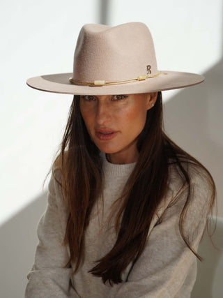 Sombrero Mujer Ala Media Fieltro de Lana Arena ONIX - Raceu Hats